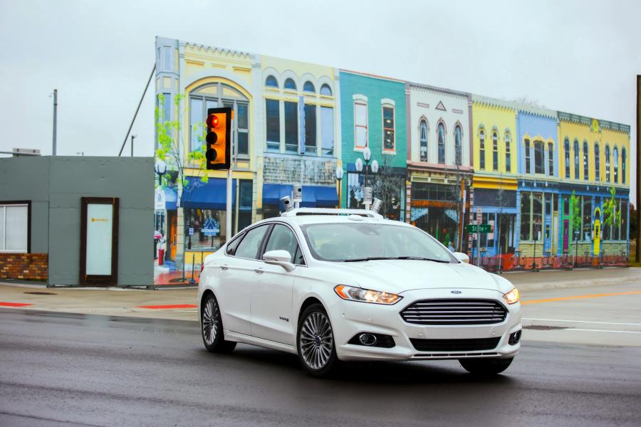  Ford Fusion Hybrid Autonomous Research Vehicle 2016 года  (фото 10 из 10)